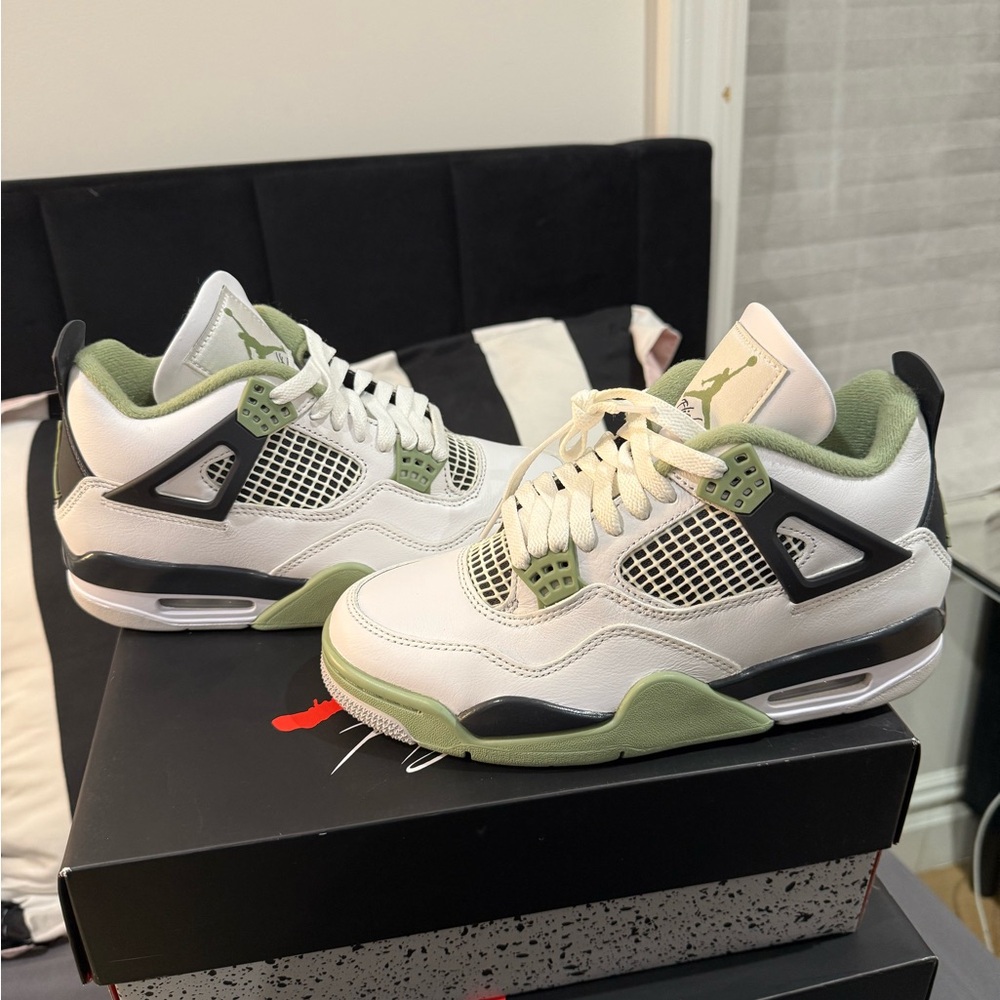 seafoam jordan 4s